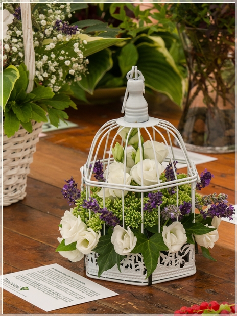 Floral arrangement Floral arrangement