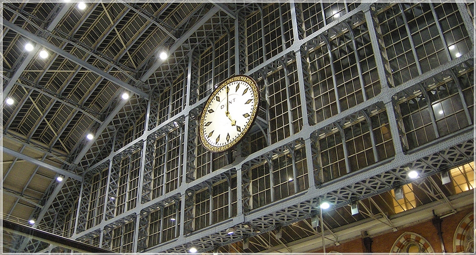 St Pancras clock St Pancras clock