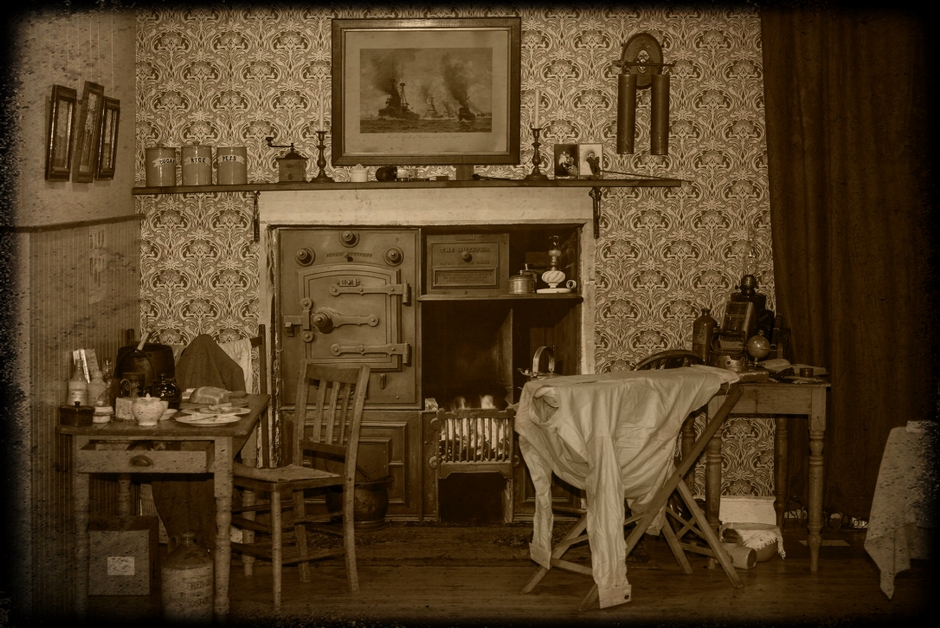 Back parlour 1918 Back parlour 1918